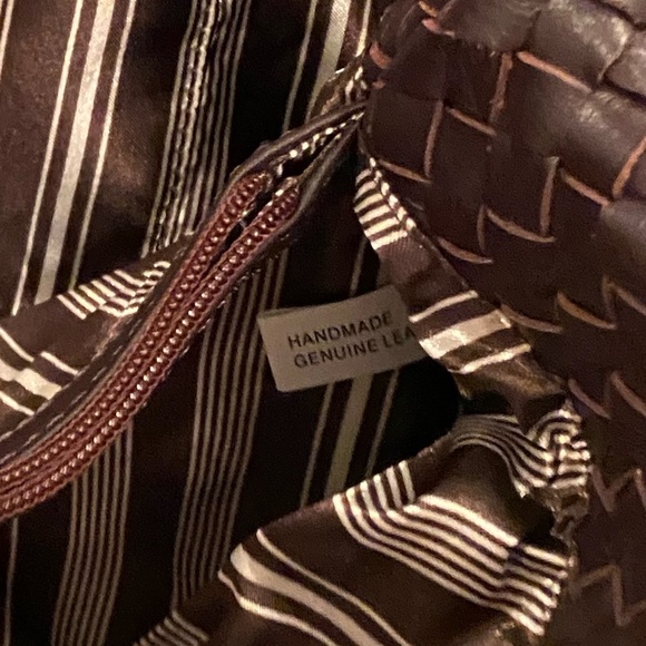 Handmade genuine leather chocolate brown woven tote - Picture 9 of 9